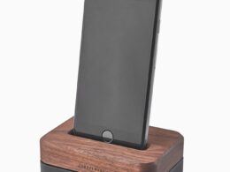 iPhone dock